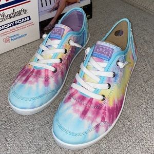 NIB Skechers Bobs B Cute Camp Color Sneakers